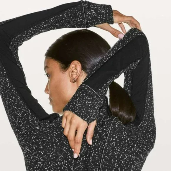 Lululemon Run Briskly 1/2 Zip Pullover - Jacquard Black - Picture 3 of 11